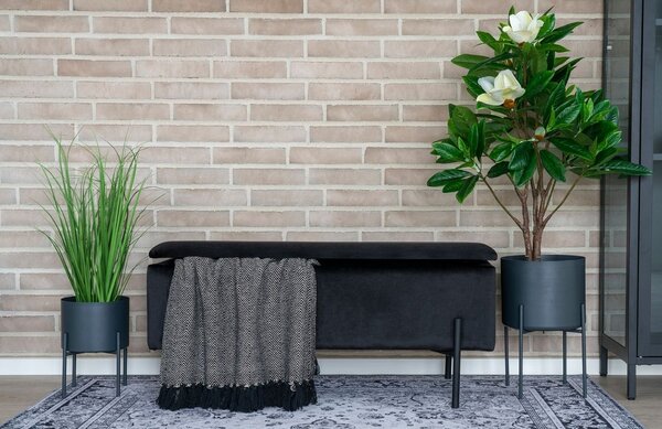 -25 % Dny MOMENTI– Nordic Living Černá sametová lavice Wilfred 95 cm