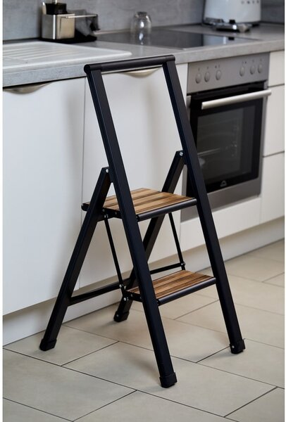 Černý hliníkový protiskluzový skládací žebřík Wenko Stepladder II