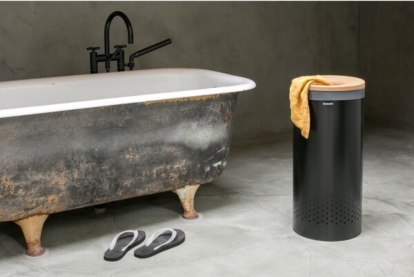 Matně černý kovový koš na prádlo 35 l – Brabantia