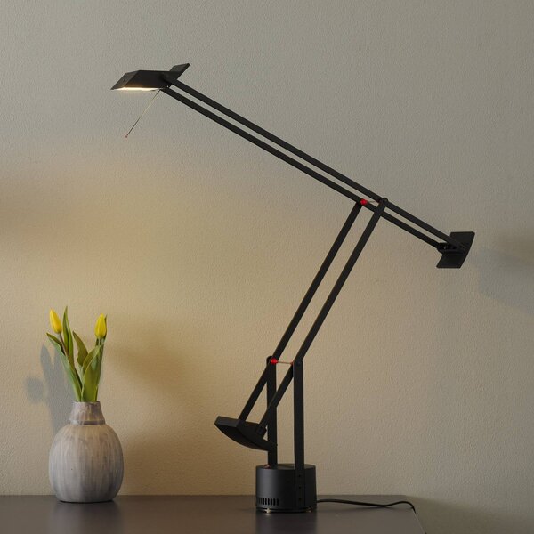 Artemide Tizio LED stolní lampa 3 000 K, stmívatelný, Černá, Pracovna / kancelář, Plast, Design