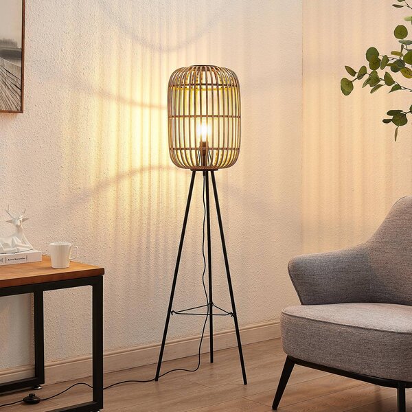 Lindby Stojací lampa Canyana, 139 cm, přírodní, ratan, trojnožka, Světlé dřevo, Obývací pokoj / jídelna, Dřevo, Venkovský / rustikální, Lampa trojnožka