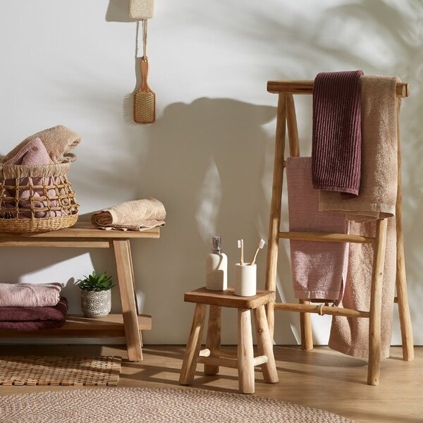 Kave Home Masivní teaková stolička Yumbi 30 cm