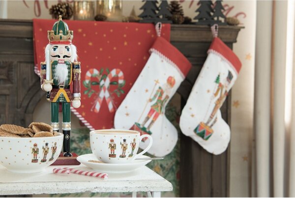 Porcelánový šálek s podšálkem s Louskáčky Happy Little Christmas – 12x9x6 cm