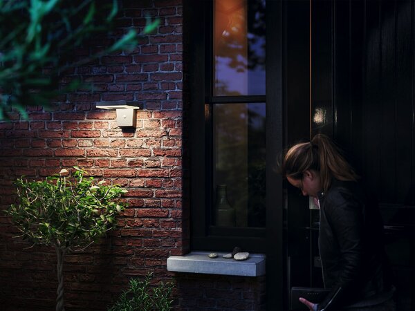 Zonal UltraEfficial solární venkovní nástěnné LED svítidlo s čidlem 1,3W 250lm 3000KIP44, černé