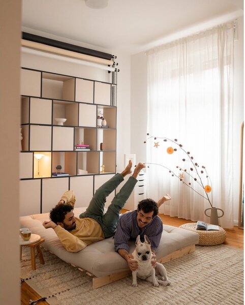 Šedobéžová lněná rozkládací pohovka 140 cm Roots Carob – Karup Design