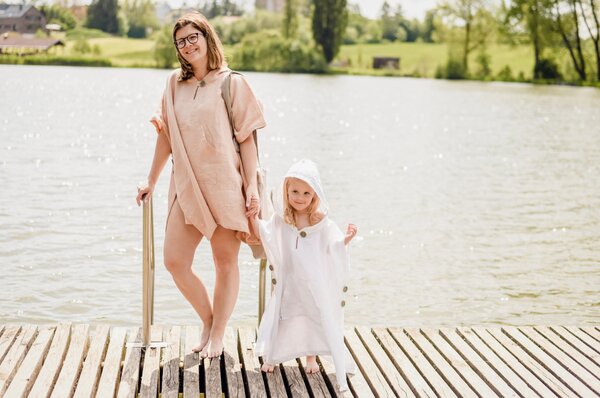 Nelly Plážové pončo dětské -bílá Rozměr: 98 - 116 cm