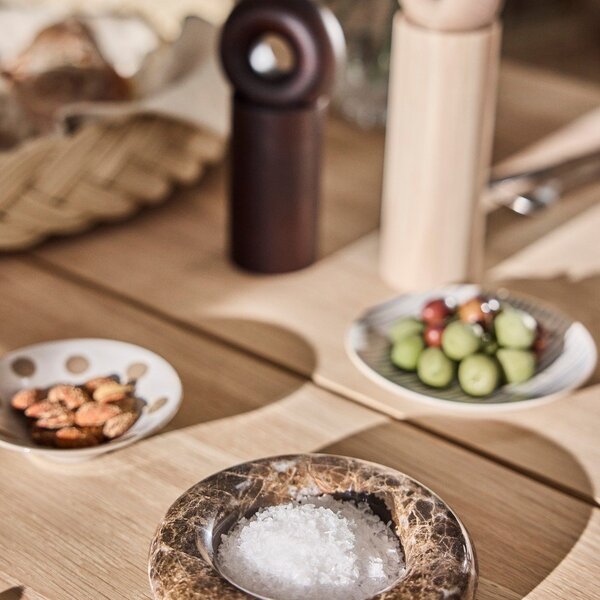 Kamenný svícen Savi – OYOY Living Design
