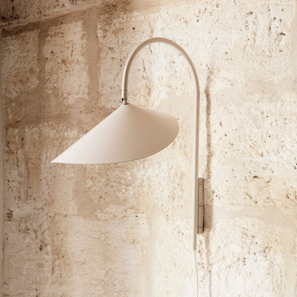 FERM LIVING Nástěnná lampa Arum Swivel, Black