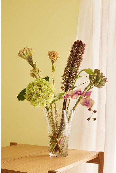 Skleněná váza (výška 30 cm) Ruffle – Hübsch