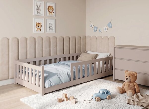 Dětská Montessori postel z masivu borovice BETTY - 200x90 cm - KAŠMÍROVÁ