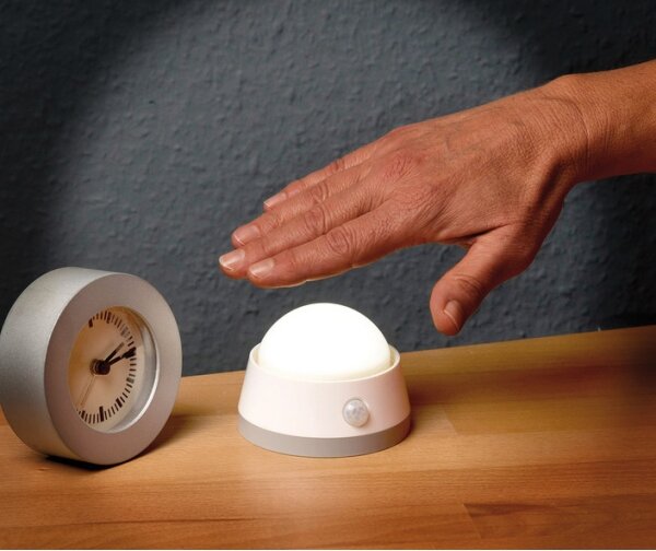 Brennenstuhl - LED Orientační svítidlo se senzorem pohybu LED/3xAA 3000K