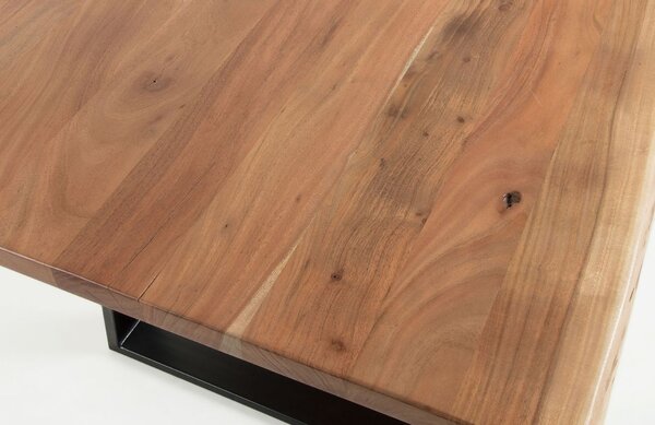 Akátový jídelní stůl Kave Home Alaia 160 x 90 cm