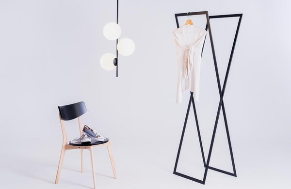 Nordic Design Bílo černé skleněné závěsné světlo Bubbly 93 cm