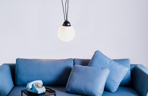 Nordic Design Opálově bílé skleněné závěsné světlo Dion Multi I