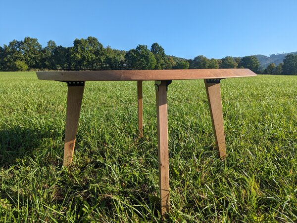 Jídelní stůl - Artemis Kulaté jídelní stoly - rozměry: Ø1200 mm