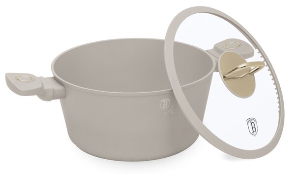 Kastrol s titanovým povrchem a poklicí 24 cm Sahara Collection