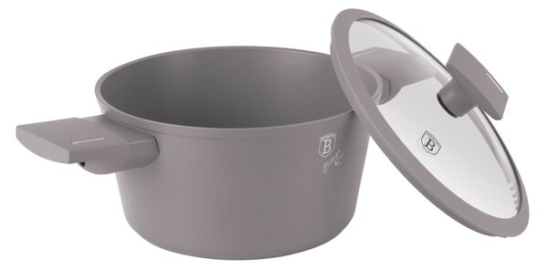 Kastrol s titanovým povrchem a poklicí 20 cm Taupe Collection