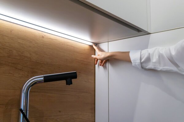 Difuzor KLUŚ KOPROMA-19R pro LED hliníkové profily Barva: Mléčná, Délka: 2m