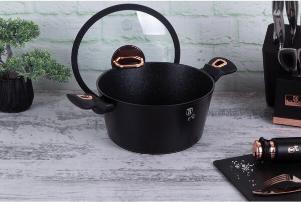 Kastrol s poklicí s mramorovým povrchem 24 cm Black Rose Collection