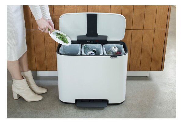 Bílý nášlapný ocelový odpadkový koš na tříděný odpad 3x11 l Bo – Brabantia