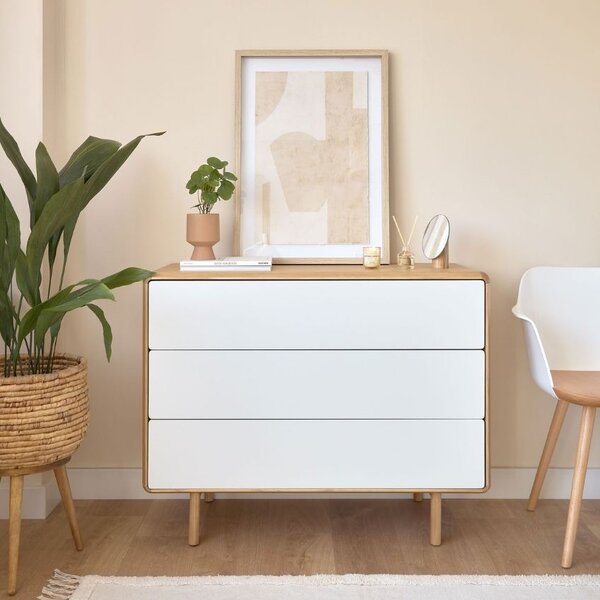 Jasanová komoda Kave Home Anielle 99 x 42 cm