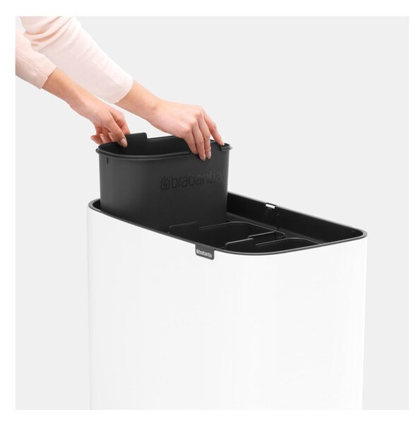 Bílý dotykový ocelový odpadkový koš na tříděný odpad 3x11 l Bo Touch Bin – Brabantia
