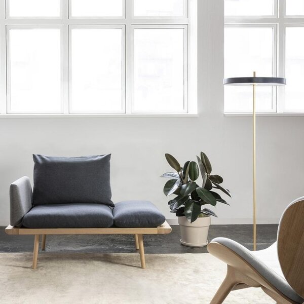Antracitově šedá kovová stojací lampa UMAGE ASTERIA 150 cm