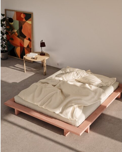Světle růžová dvoulůžková postel z borovicového dřeva s roštem 140x200 cm Japan – Karup Design