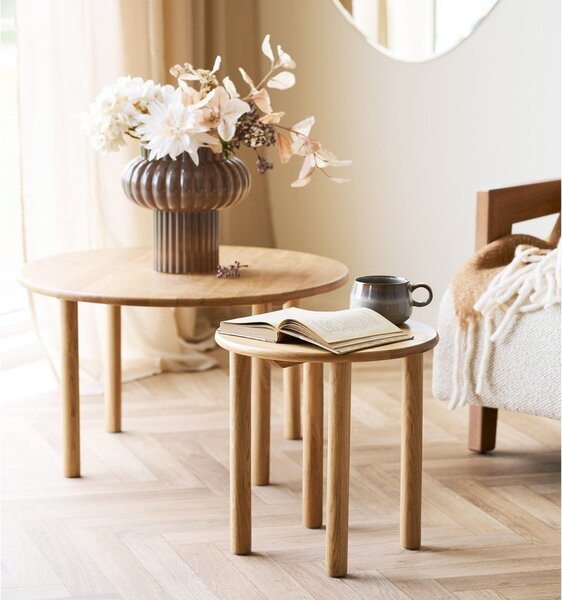 Kulatý odkládací stolek z dubového dřeva ø 40 cm Jena – House Nordic