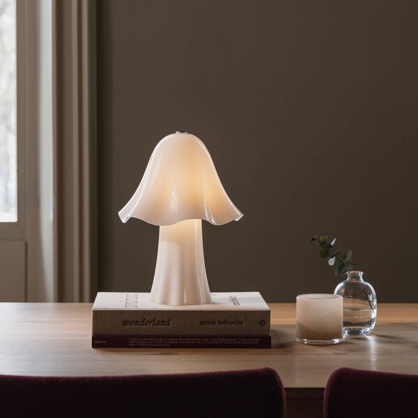 Globen Lighting Stolní lampa Bello, bílá, výška 30 cm, sklo/kov, Bílá / opál, Obývací pokoj / jídelna, Sklo, Skandinávský