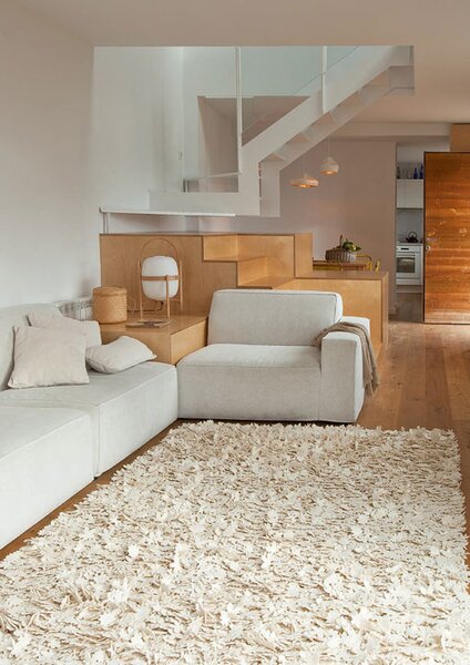 Nanimarquina Koberec Little Field of Flowers Barva: Ivory (slonová kost), Rozměr: 170x240 cm