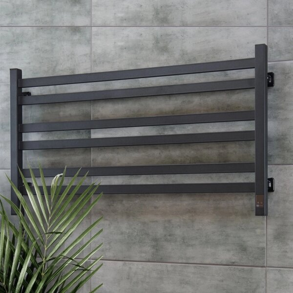 Elektrický sušák na ručníky s termostatem AVANGARD 181W 50x90 cm černá levá
