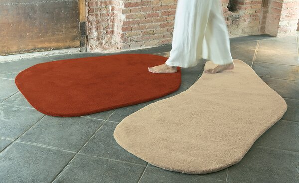 Nanimarquina Vlněný koberec Stones a Little Stones Tvar: Little Stone 7 – 70×80 cm, světle šedá
