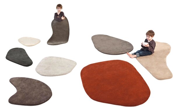 Nanimarquina Vlněný koberec Stones a Little Stones Tvar: Little Stone 7 – 70×80 cm, světle šedá
