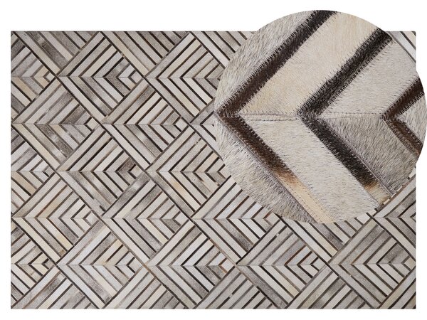 Béžový kožený koberec 140 x 200 cm TEKIR