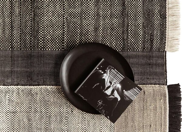 Nanimarquina Koberec Tres Black Rozměr: 170x240 cm