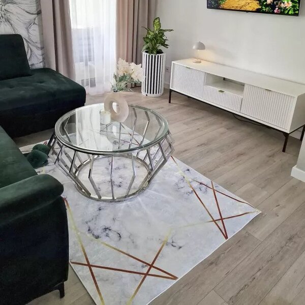 Makro Abra Kusový koberec pratelný TOSCANA 23090 Moderní Geometrický pogumovaný krémový zlatý Rozměr: 120x170 cm