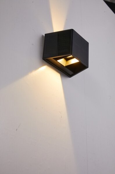 Immax 08489L - LED Solární nástěnné svítidlo se senzorem LED/2W/5V IP54