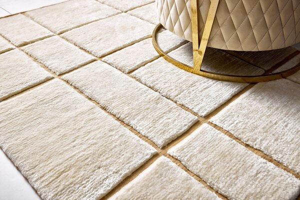 Diamond Carpets India, Ručně vázaný kusový koberec Radiant Mohair DESP P41 Mohair White, 80x150, béžová, ložnice