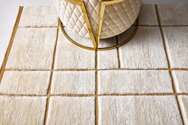 Diamond Carpets India, Ručně vázaný kusový koberec Radiant Mohair DESP P41 Mohair White, 80x150, béžová, ložnice