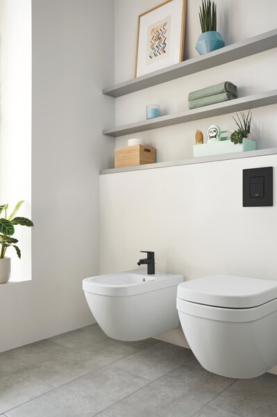Grohe Euro Ceramic bidet závěsný bílá 39208000