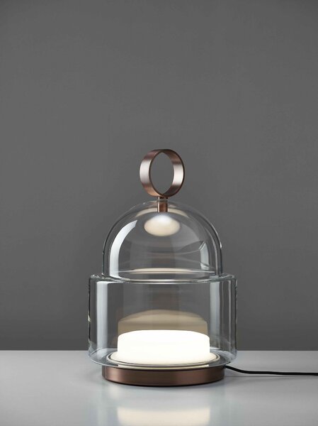 Designová stolní lampa Brokis Dome small PC1349 Barva skla: Šedá kouřová - transparentní sklo, Povrchová úprava baldachýnu a montury: broušená rose gold lak, Dekor skla: Bez dekoru