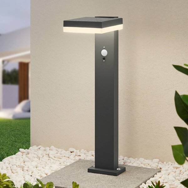 Lindby Laira LED solární soklové světlo, 50 cm, Černá, Hliník, Moderní, Venkovní sloupové světlo