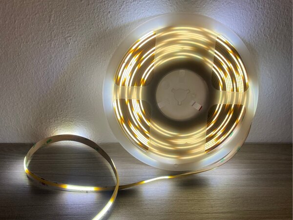 Digitální LED pásek COB, 11W/m, 24V, IP20, 360LED/m Barva světla: Teplá bílá, 2700K