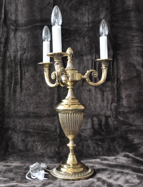 Tříramenná masivní stolní lampa z odlitkové mosazi 36444-3