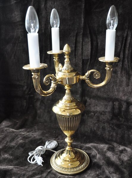 Tříramenná masivní stolní lampa z odlitkové mosazi 36444-3