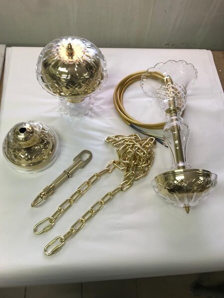 36-ti plamenný zlatý Tereziánský křišťálový lustr s křišťálovými Vachtlemi 14903-37-V