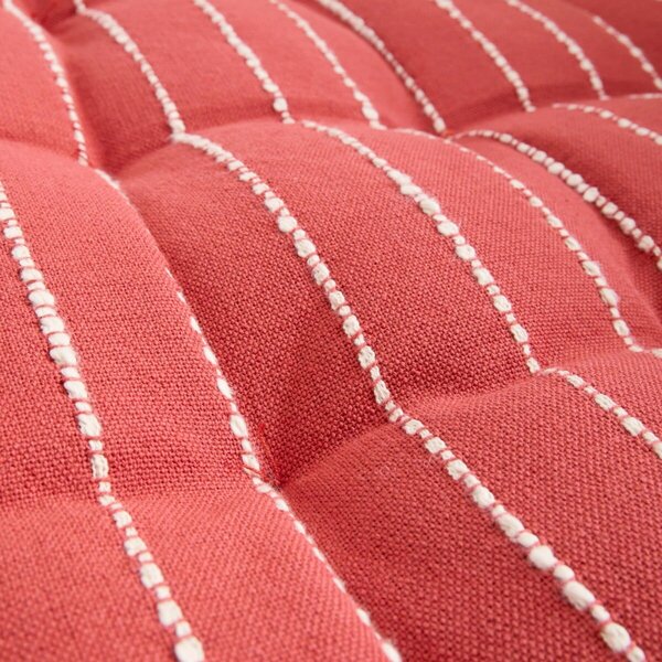 Dlouhý polštář na sezení s vetkanými proužky terakota