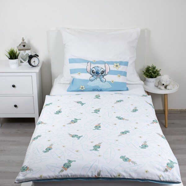 Světle modré bavlněné dětské povlečení do postýlky 100x135 cm Lilo & Stitch "Tropical Hugs" – Jerry Fabrics