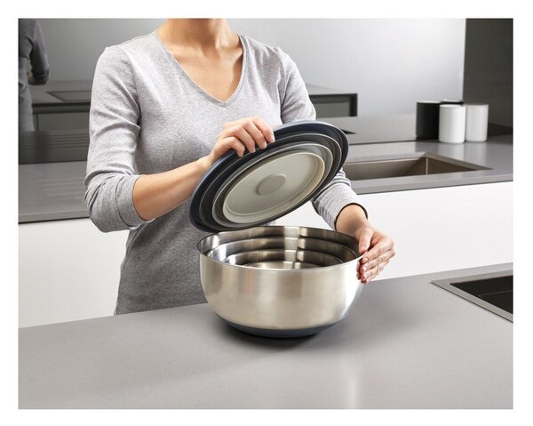 Nerezové mísy v sadě 4 ks ve stříbrné barvě ø 28,5 cm Nest Prep&Store – Joseph Joseph